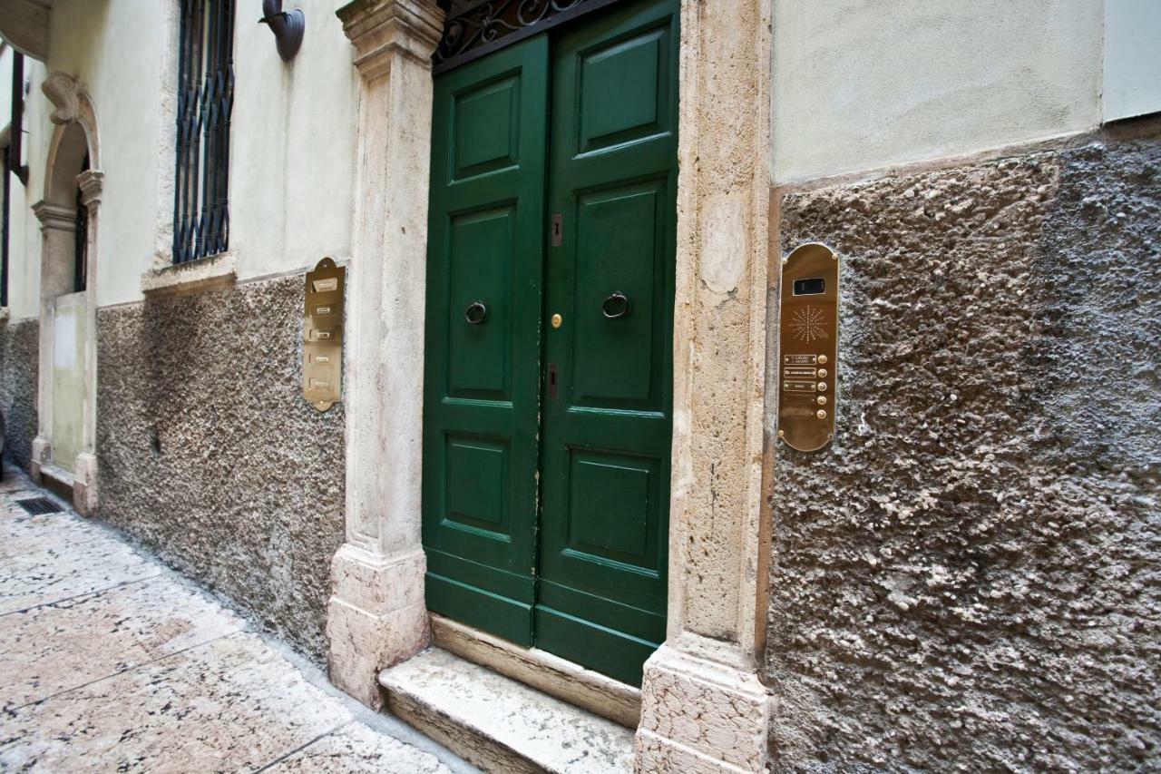 Le Cadreghe Apartments Verona Exterior photo