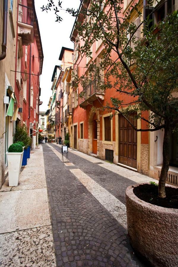 Le Cadreghe Apartments Verona Exterior photo